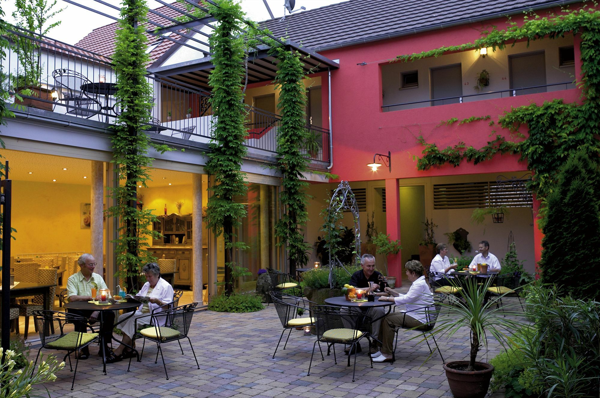 Arndt Hotel Garni Rust Exterior foto